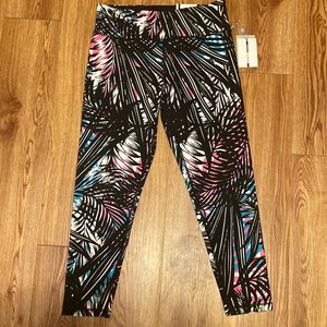 NWT DKNY Leggings